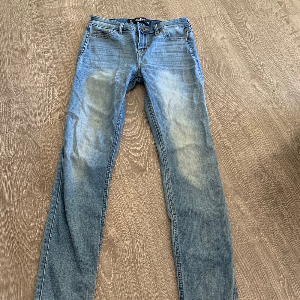 Hollister jeans